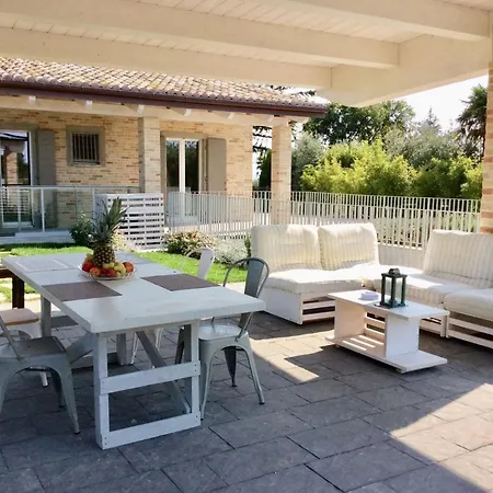 Mit Privatpool Fuer 6 Personen Ca 130 M In Porto Sant'elpidio, Mittelitalien Marken Porto SantʼElpidio